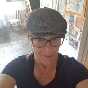 Meet your Posher, Joan